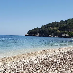 https://g-and-a-house.kefaloniahotels.net